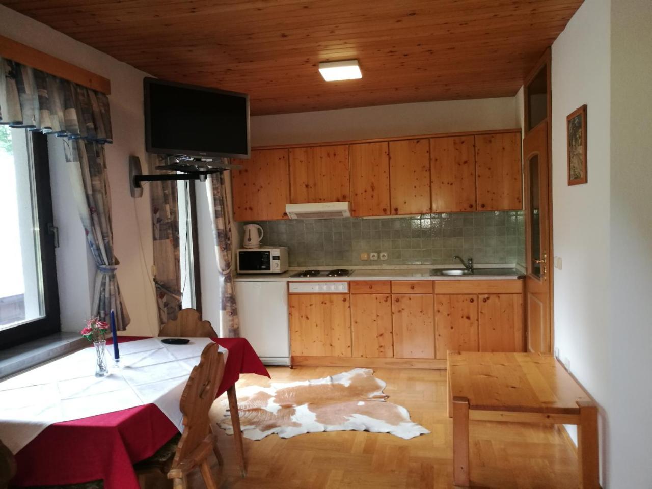 Appartement Turisticna Kmetija Psnak à Mojstrana Extérieur photo